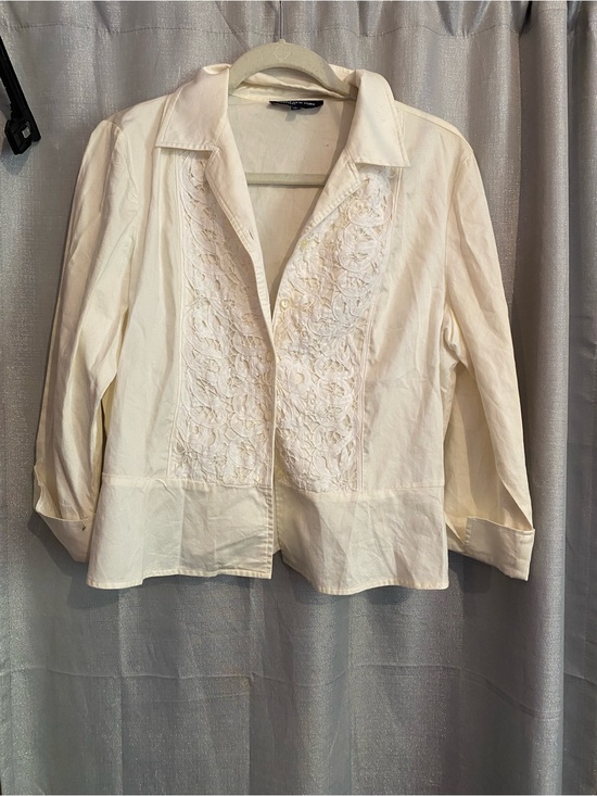 Jones New York Tops - Jones New York Cream Signature Collared Shirt